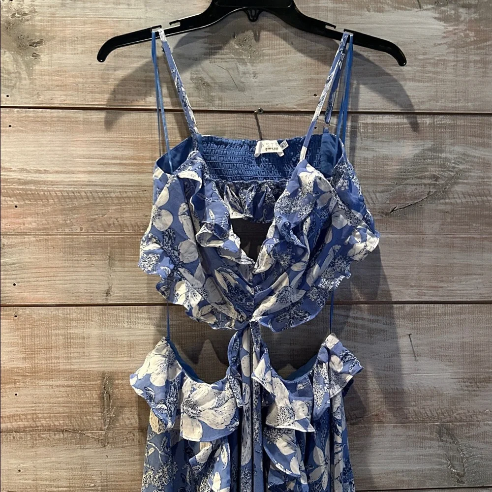 ASTR the Label Palace Dress in Blue & White Floral size M - Picture 4 of 9